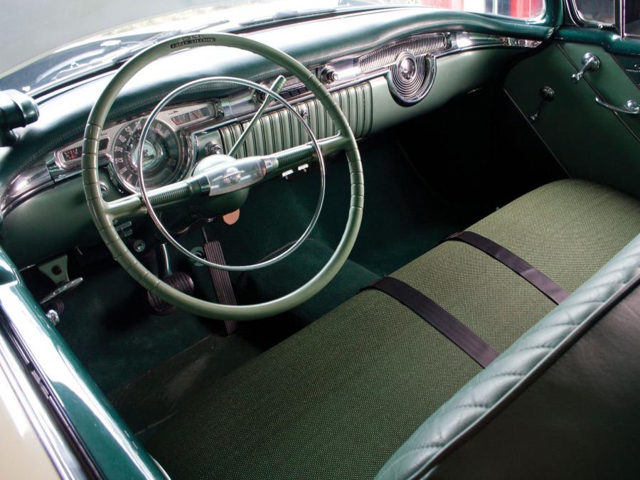  Oldsmobile Super 88 Holiday Coupe 1954 года  (фото 2 из 10)